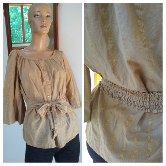 dELiA*s Tops - ⭐⭐Sale⭐⭐Delia's Size Jr.XL.Tan & Gold. Belted.